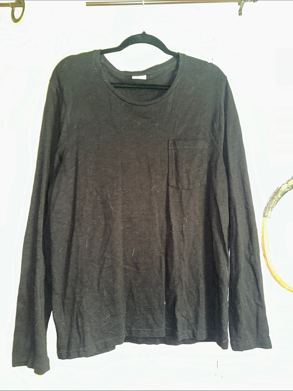 Black Long-Sleeve Pocket Crewneck Shirt - Men's